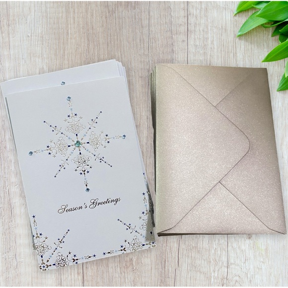 14 Season's Greetings Cards with Envelopes - Picture 1 of 5